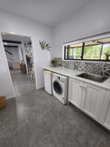 3 Parry St