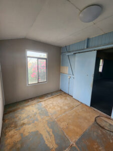 18 Deverell St