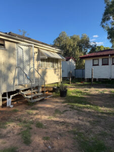 11 Ridgeway St