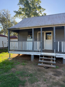 11 Ridgeway St