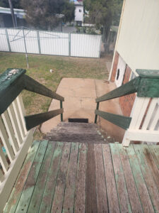 9 Sturt St