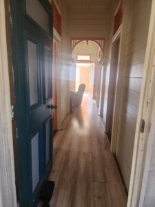 9 Sturt St