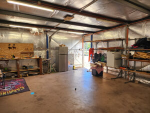 1 Lockett St