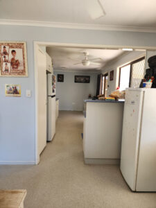 1 Lockett St