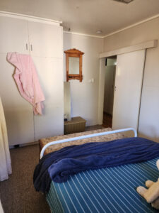 4 Epacris St