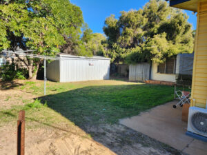 4 Epacris St