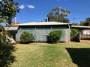 137 Watson St