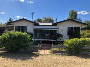137 Watson St