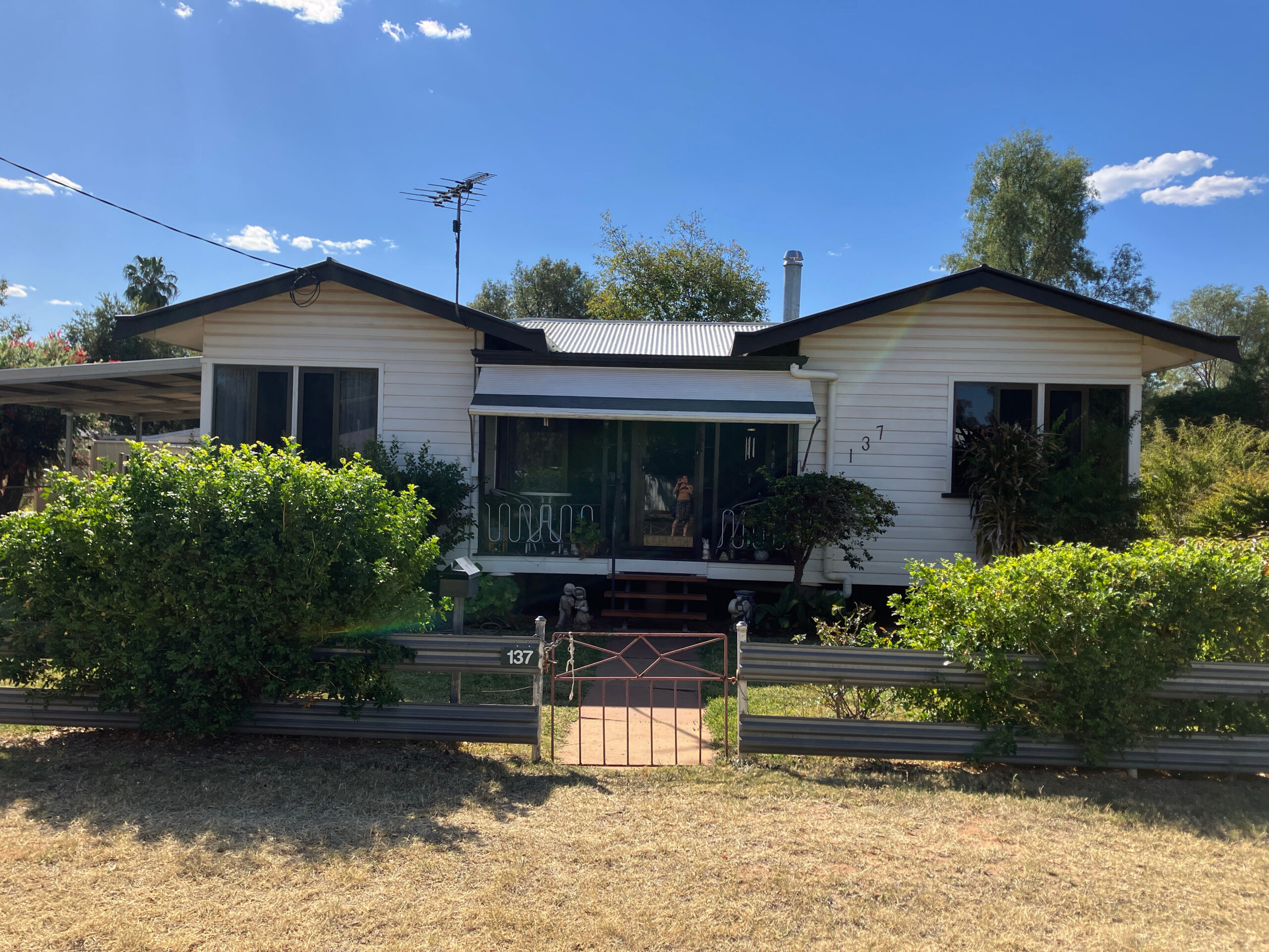 137 Watson St